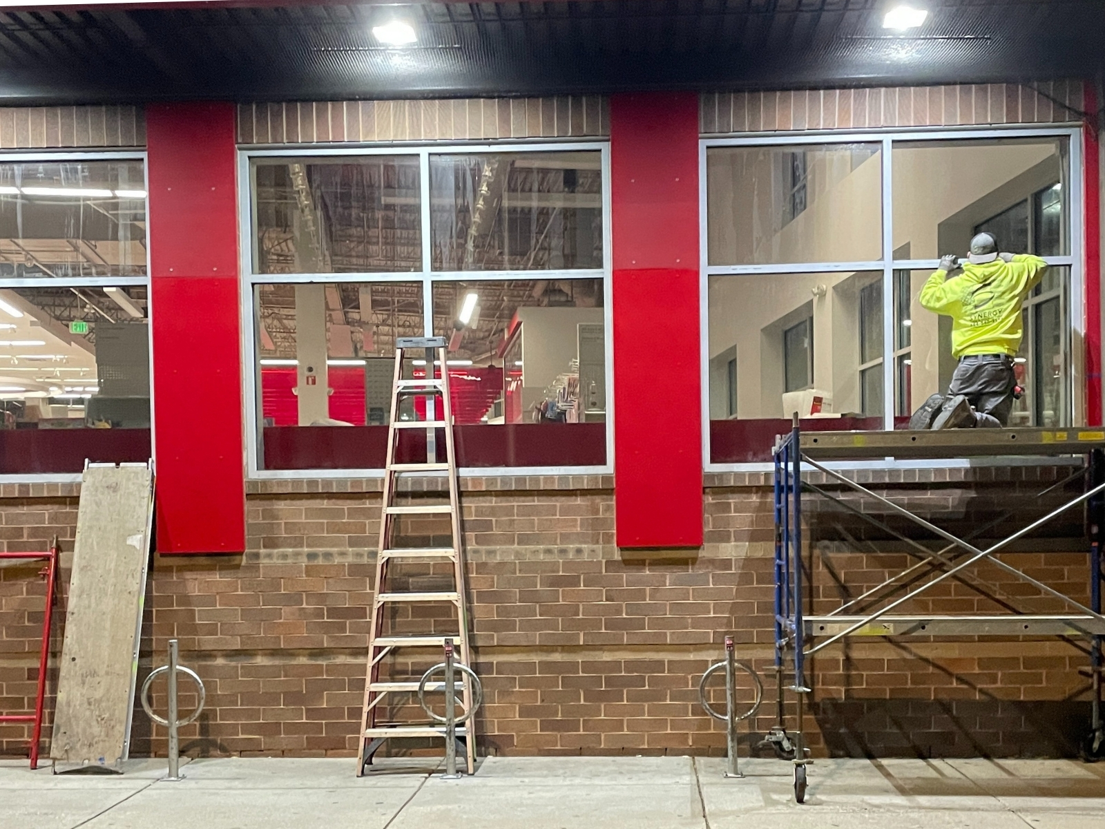 Target Vandal Glass Installation &mdash; photo 4