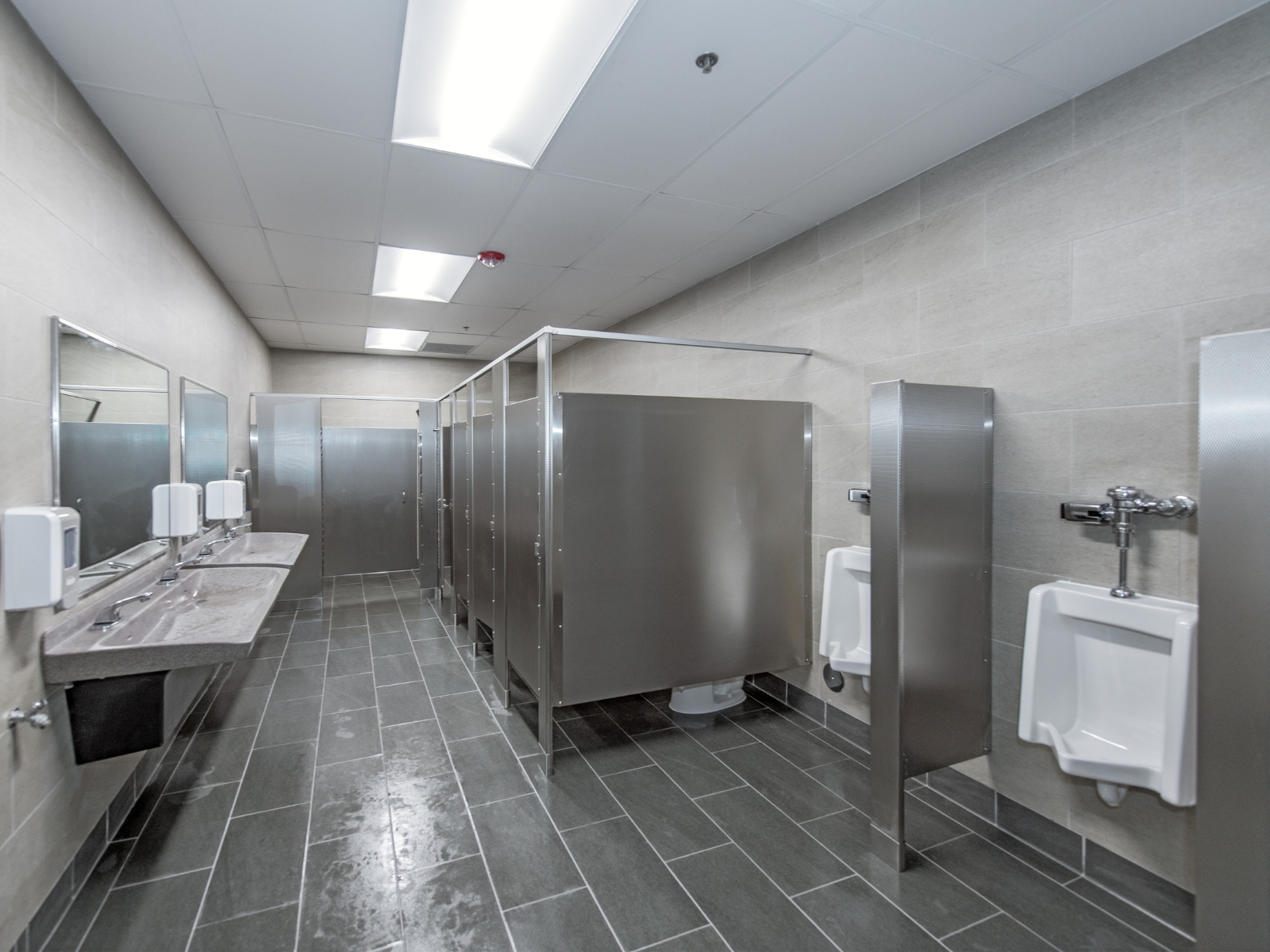 Lowe's Restroom Remodels &mdash; photo 2
