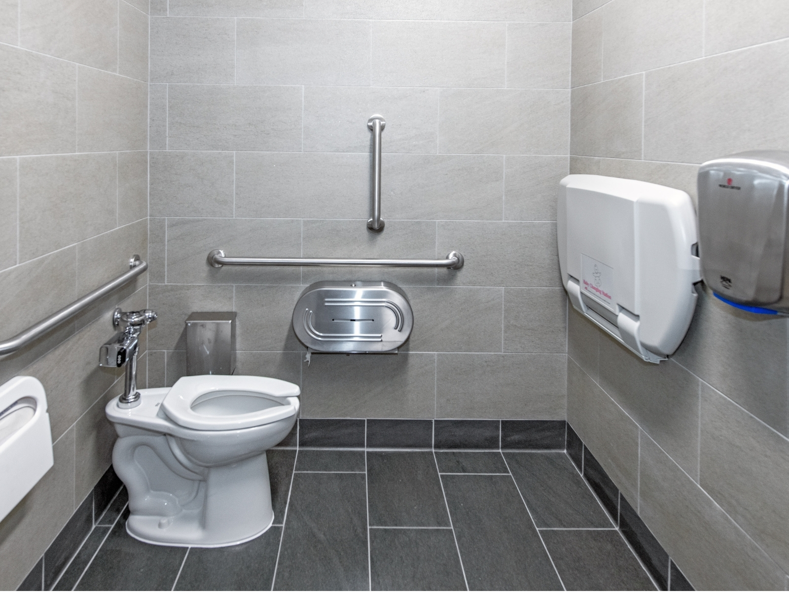 Lowe's Restroom Remodels &mdash; photo 4